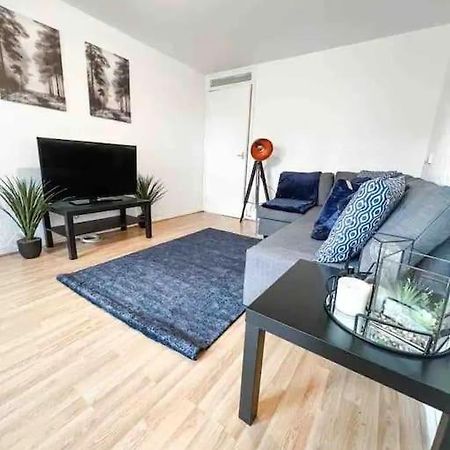 Spacious Two Bedroom Flat Londres Extérieur photo